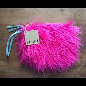 NWT Atenti faux fur hot pink wristlet